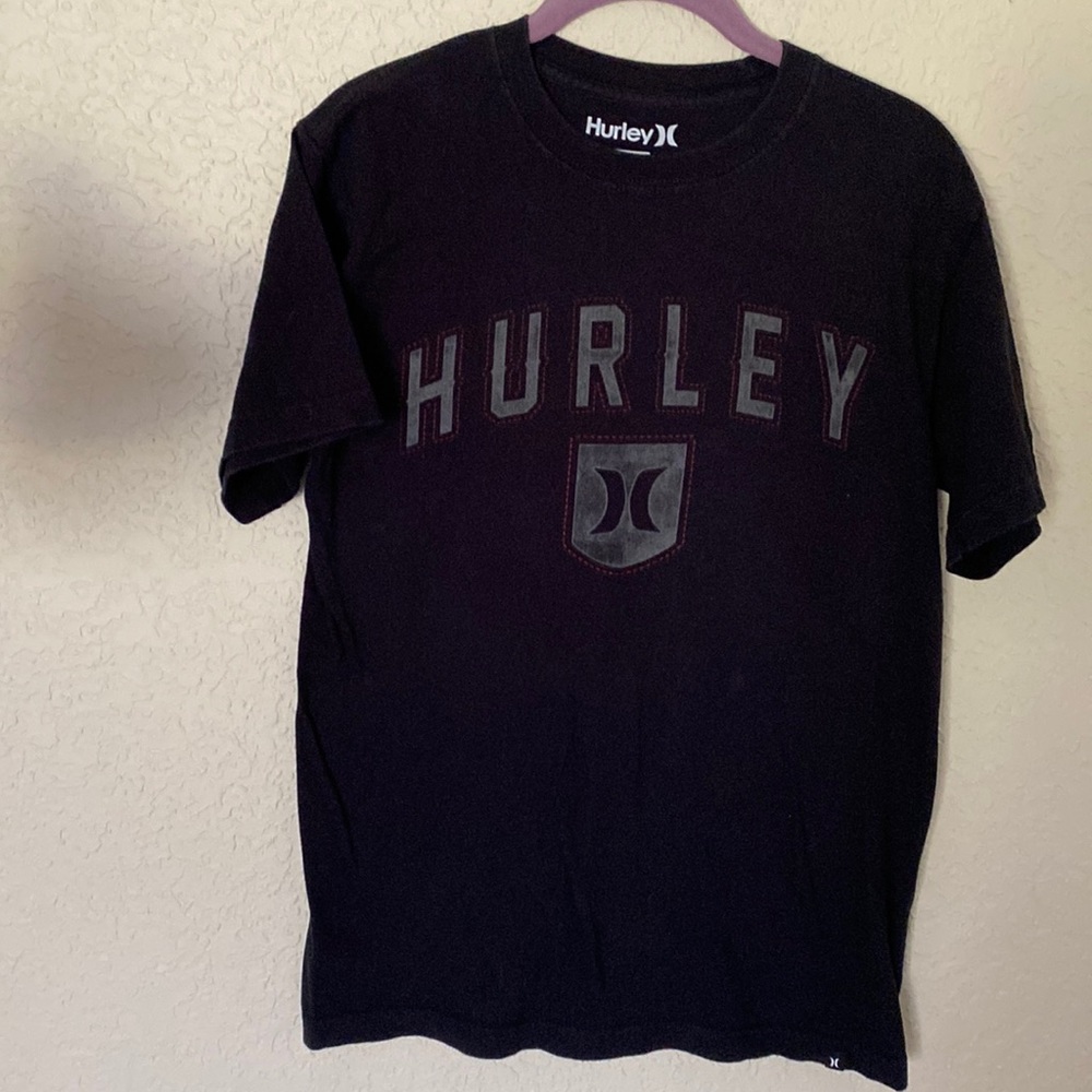 Hurley tshirt